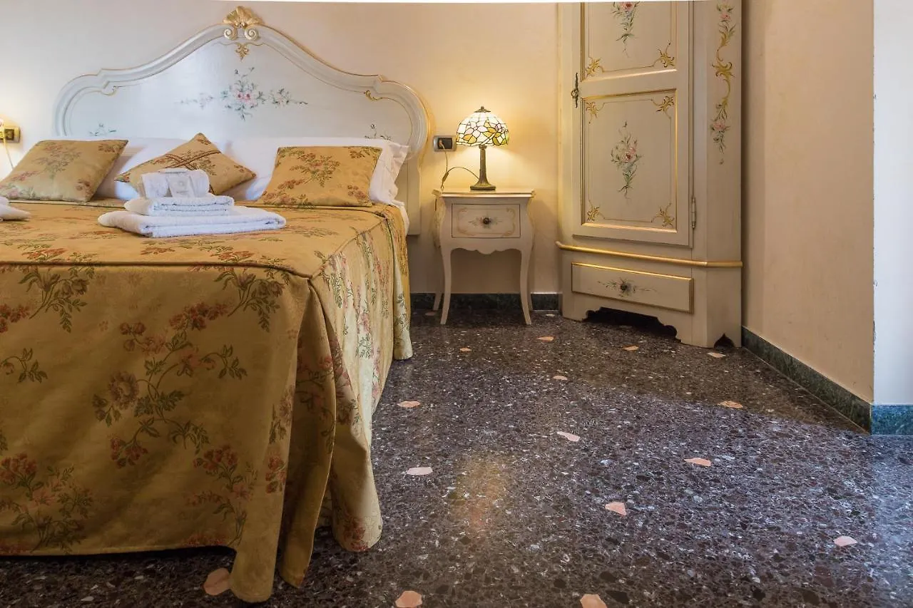 Angeles Inn Venecia Italia
