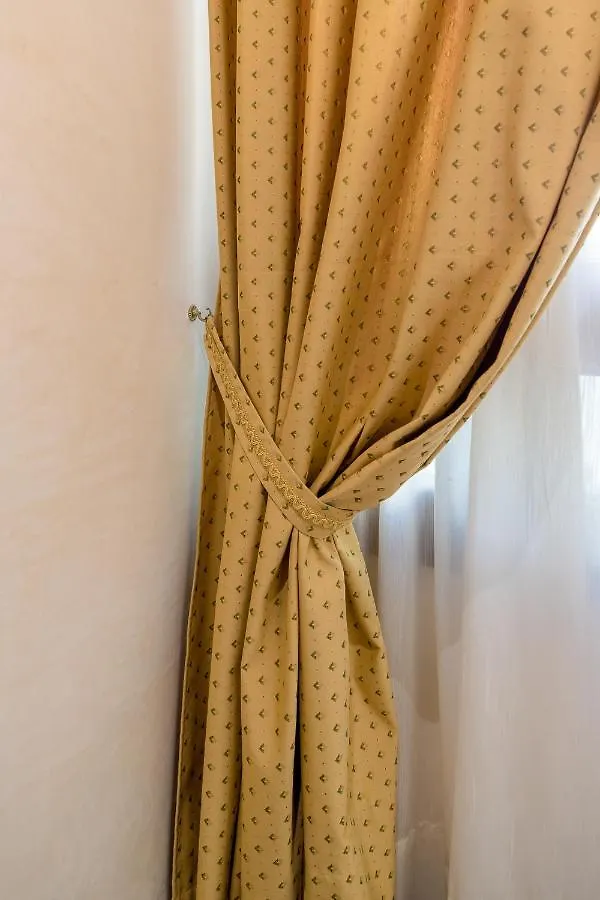 Angeles Inn Veneza 3*,